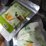 ชาใบเตยหอม (Pandan Leaf Tea)