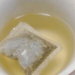 ชาหญ้าดอกขาว (Cyanthillium Cinereum Tea, หญ้าหมอน้อย)