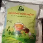 ชาโฟร์มิกซ์ (เจียวกู่หลาน ใบหม่อนขาว เห็ดหลินจือ และชะเอมเทศ)
